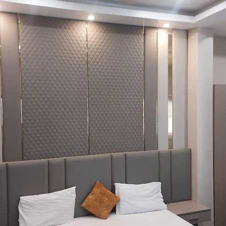 Hotel Rajshree Tanakpur Exteriér fotografie
