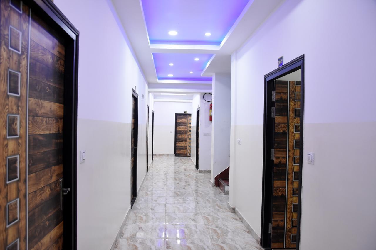 Hotel Rajshree Tanakpur Exteriér fotografie