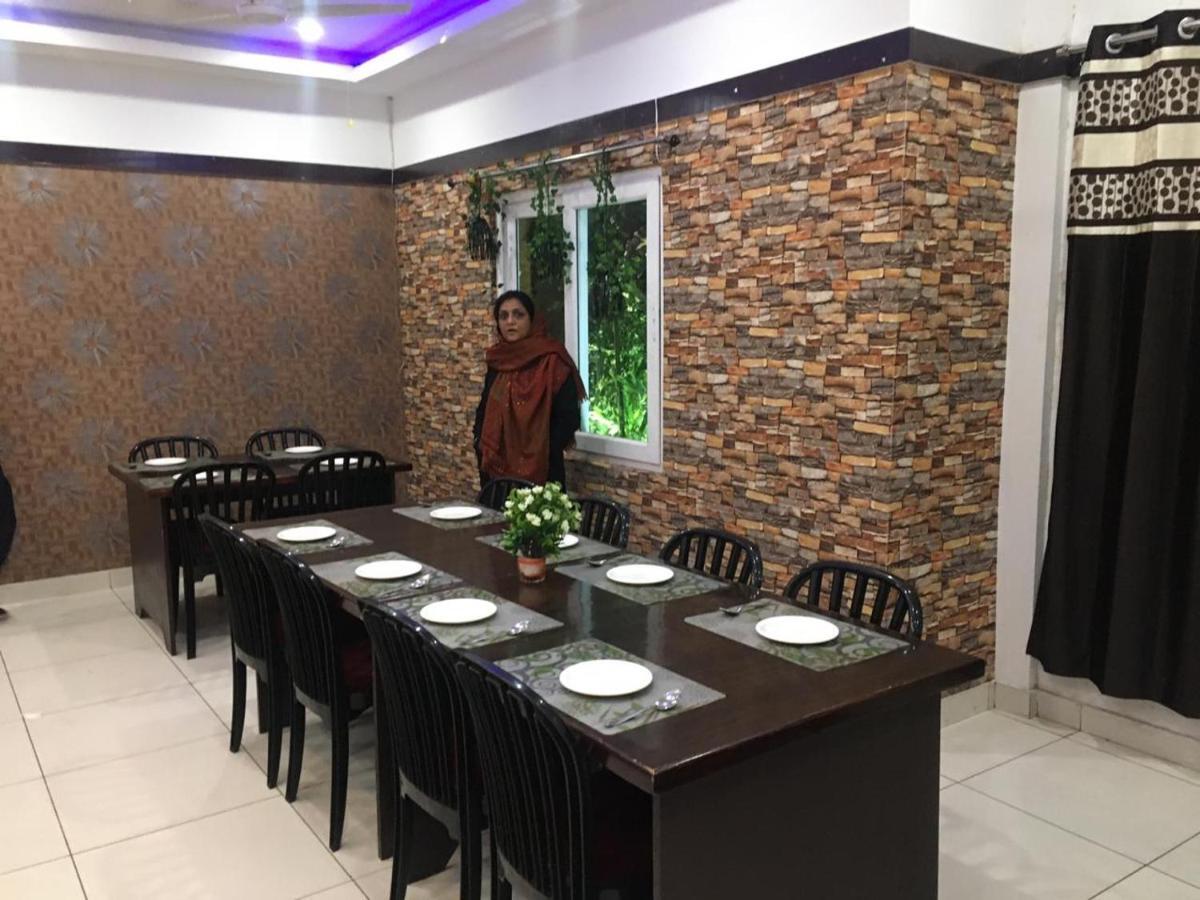 Hotel Rajshree Tanakpur Exteriér fotografie