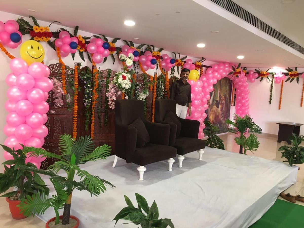 Hotel Rajshree Tanakpur Exteriér fotografie